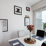 Charmante Stadtwohnung Im Zentrum Appartement *