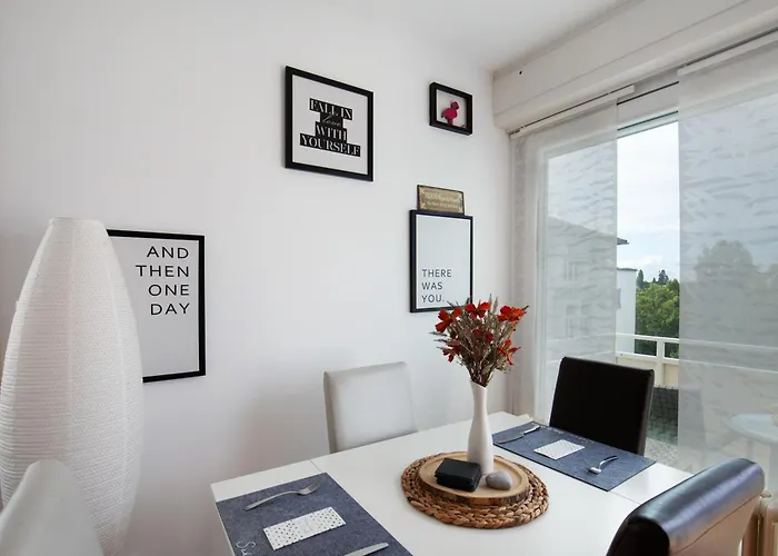 Charmante Stadtwohnung Im Zentrum *