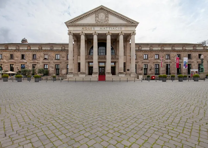 Charmante Stadtwohnung Im Zentrum * Wiesbaden